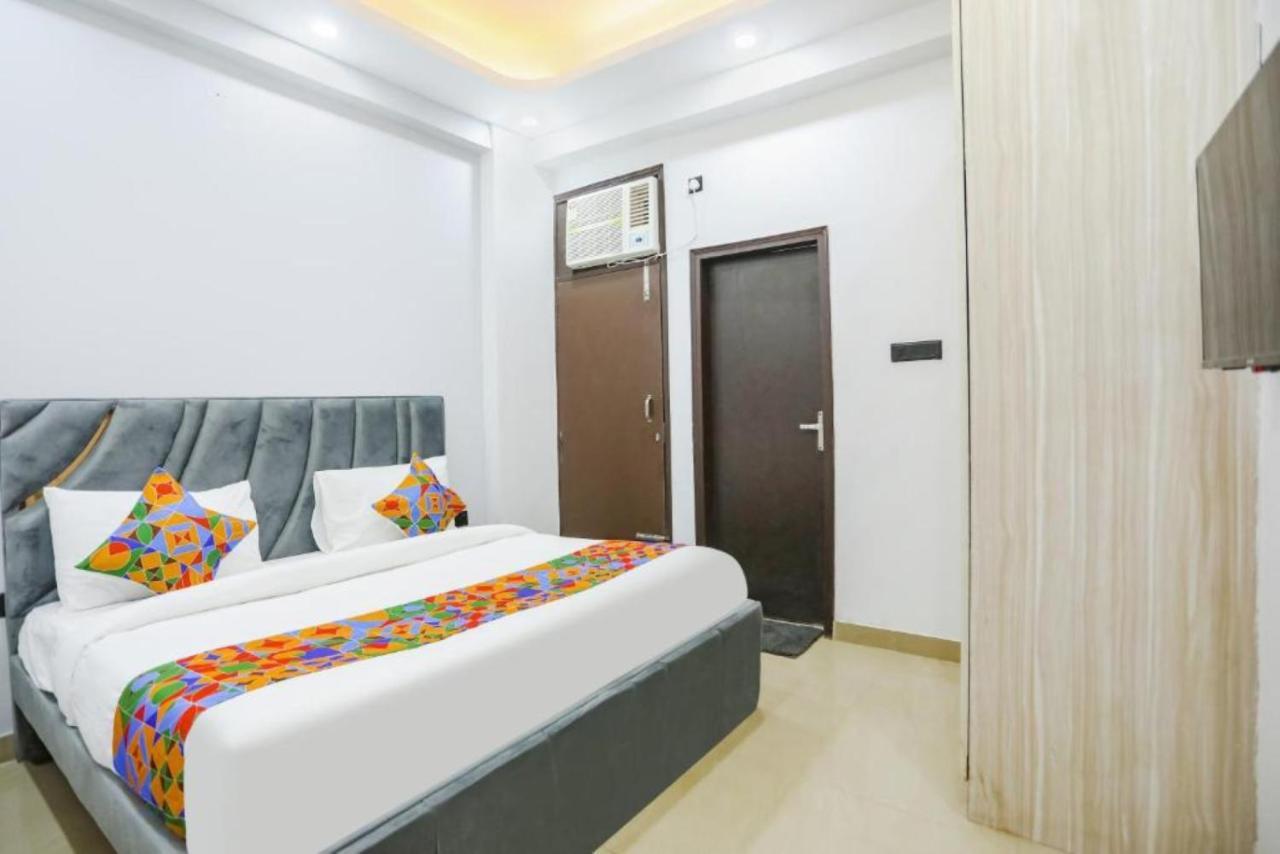 Hotel The Rasa At Vasundhara Ghaziabad Eksteriør billede