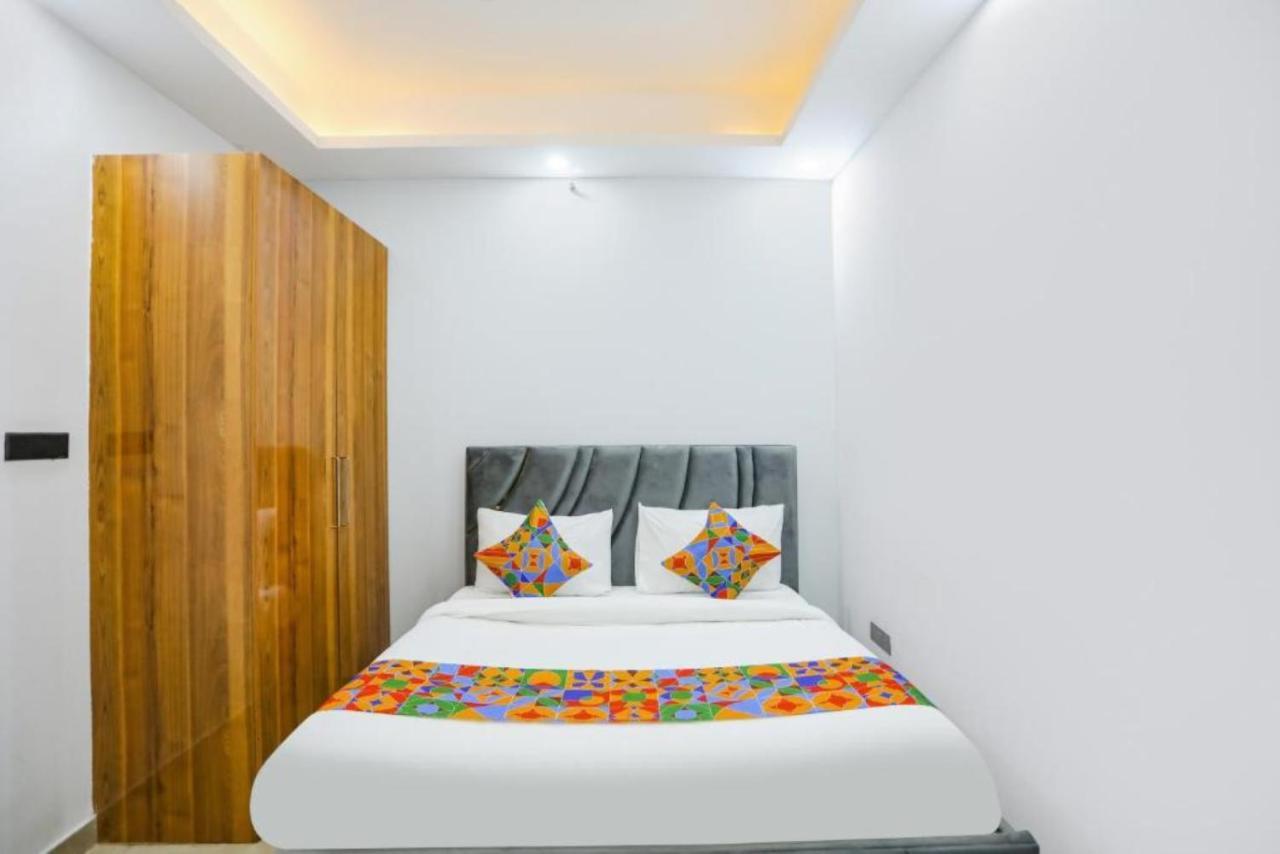 Hotel The Rasa At Vasundhara Ghaziabad Eksteriør billede